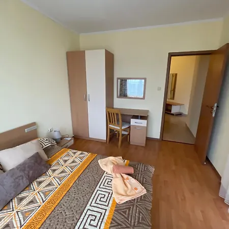 Apartmán Yassen - Apartma 41 S Vyhledem Na Bazen Sluneční pobřeží