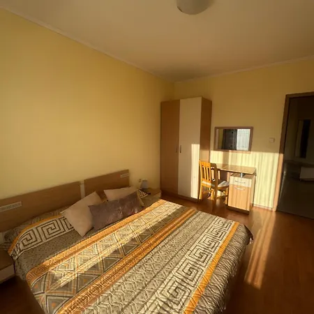 Yassen - Apartma 41 S Vyhledem Na Bazen Sluneční pobřeží